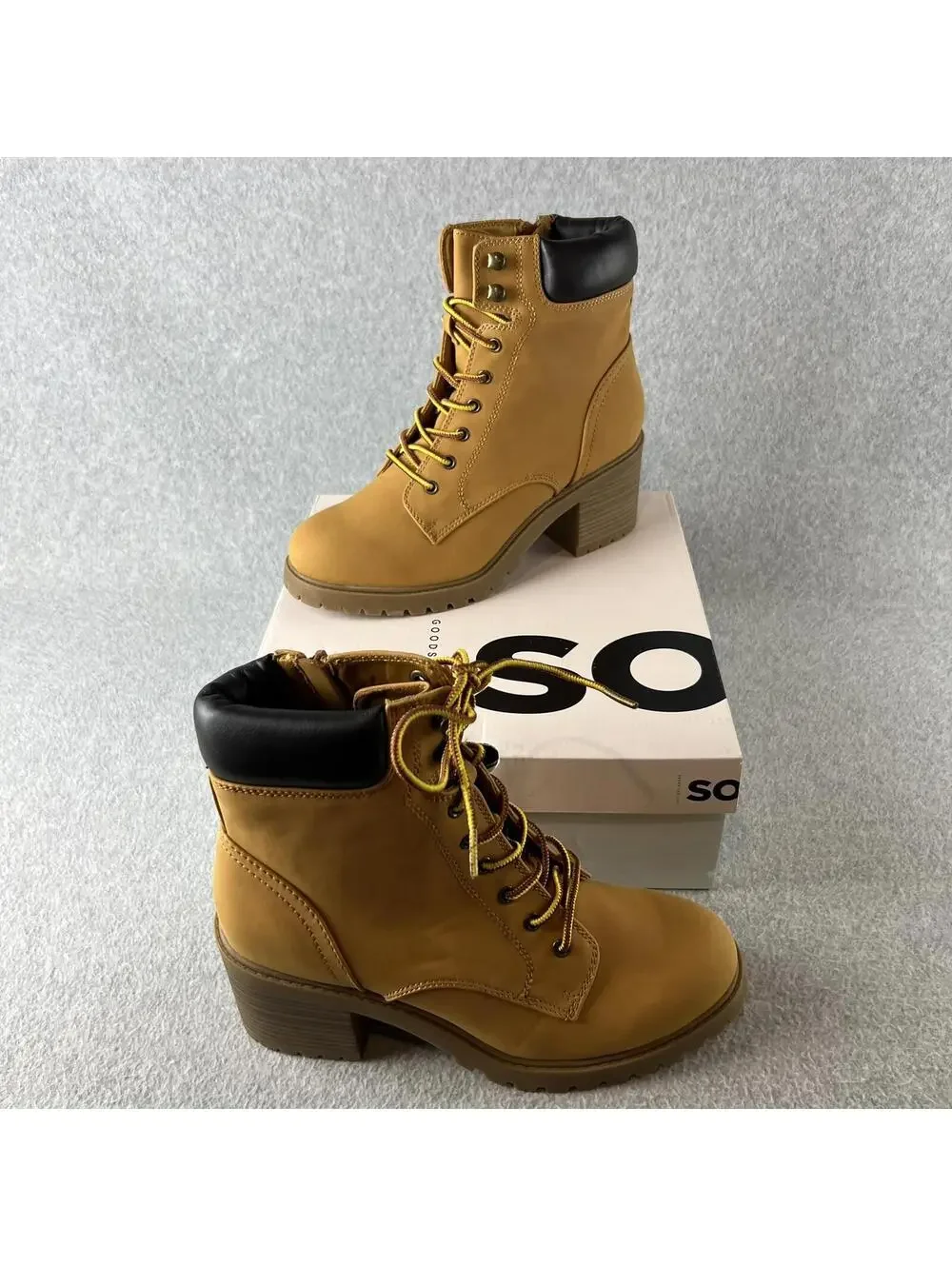 SO Ankle Boots Women's Size 9.5 Combat Block Heels Boots New